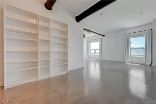 Photo #4: 2706010 Listing