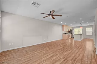 Photo #6: 2706020 Listing 