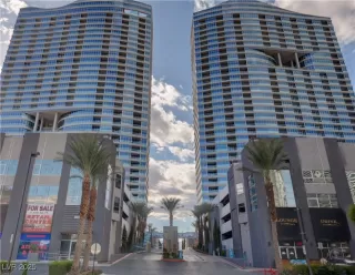 Photo #1: 2706055 Listing