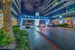 Photo #4: 2706055 Listing