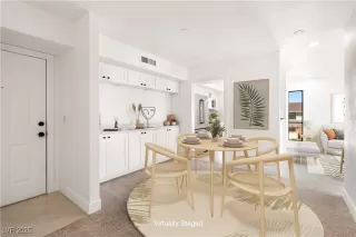 Photo #2: 2706056 Listing