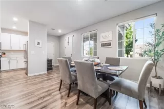 Photo #6: 2706132 Listing 