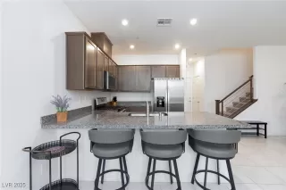 Photo #6: 2706134 Listing 