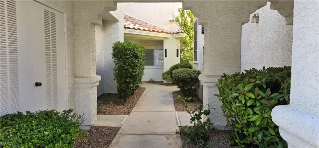 MLS: 2706139 Condo For Sale