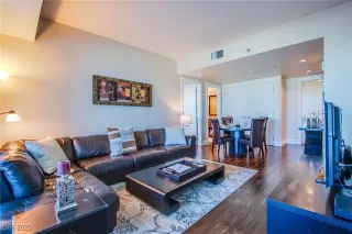 Photo #2: 2706159 Listing 