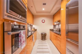 Photo #3: 2706159 Listing 