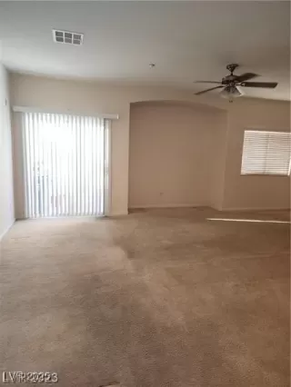 Photo #4: 2706181 Listing 