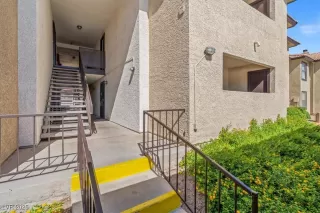 Photo #2: 2706204 Listing