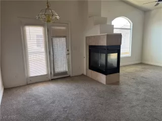 Photo #3: 2706247 Listing 