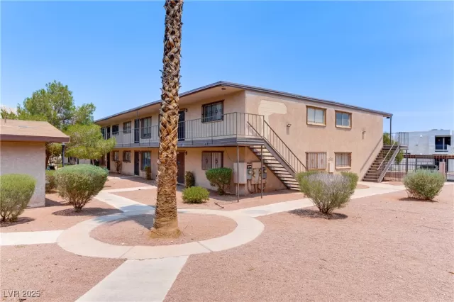 MLS: 2706263 Condo For Sale