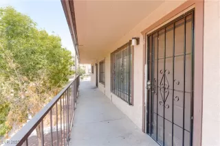 Photo #4: 2706263 Listing 