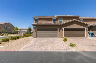 Photo #1: 2706269 Listing 