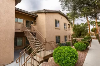 Photo #4: 2706284 Listing 
