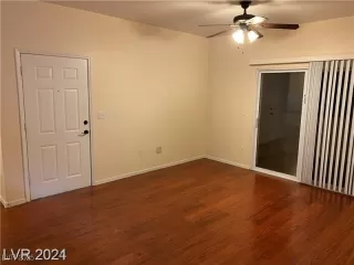 Photo #4: 2706288 Listing