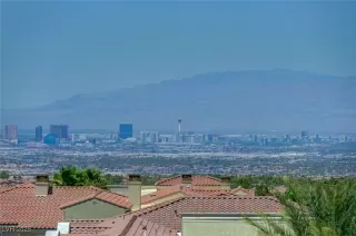 Photo #1: 2706292 Listing 