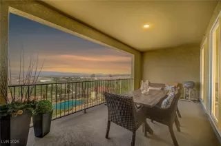 Photo #4: 2706292 Listing 