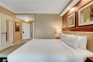 Photo #5: 2706308 Listing 