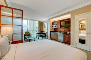 Photo #6: 2706308 Listing 