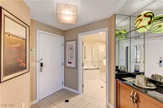 Photo #3: 2706309 Listing 