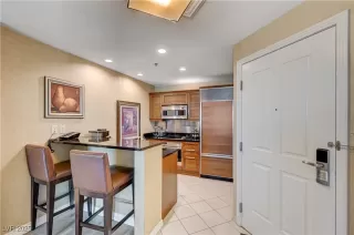 Photo #2: 2706311 Listing