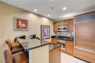 Photo #4: 2706311 Listing