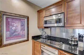 Photo #6: 2706311 Listing