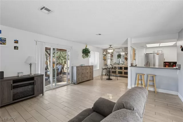 MLS: 2706313 Condo For Sale