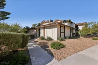 Photo #1: 2706313 Listing