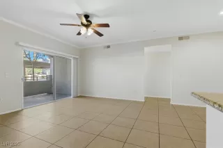 Photo #3: 2706326 Listing