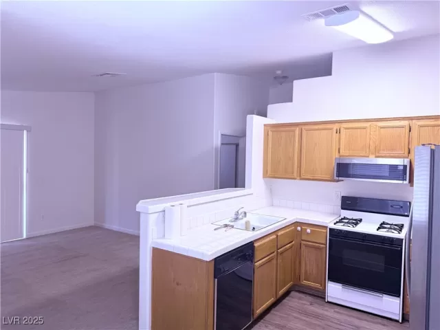 MLS: 2706361 Condo For Sale