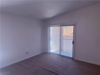 Photo #5: 2706361 Listing 