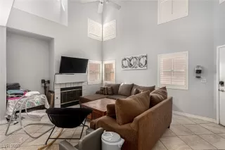 Photo #6: 2706384 Listing 