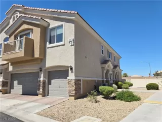 Photo #1: 2706387 Listing 