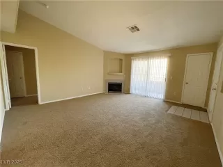 Photo #2: 2706404 Listing 