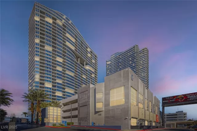 MLS: 2706429 Condo For Sale