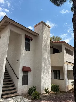 Photo #1: 2706434 Listing