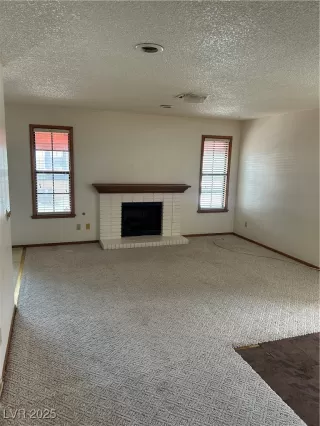 Photo #3: 2706434 Listing