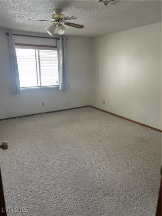 Photo #5: 2706434 Listing