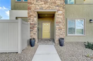 Photo #1: 2706468 Listing 