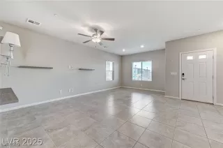 Photo #5: 2706468 Listing 