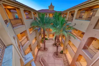 Photo #2: 2706478 Listing 