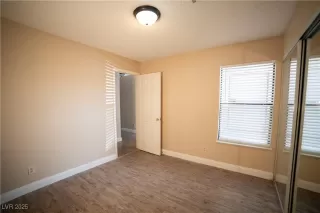 Photo #4: 2706497 Listing 