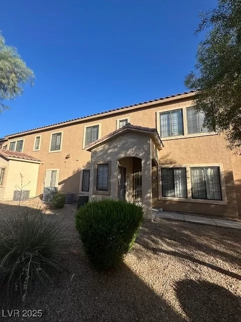 MLS: 2706503 Condo For Sale