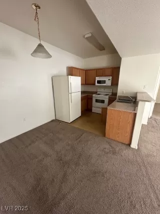 Photo #1: 2706503 Listing 