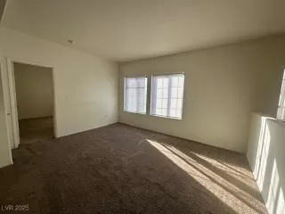 Photo #2: 2706503 Listing 