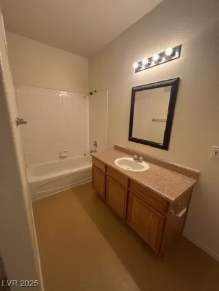 Photo #5: 2706503 Listing 