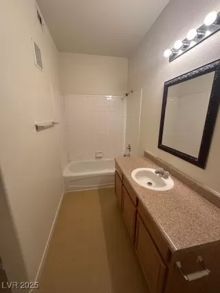 Photo #6: 2706503 Listing 