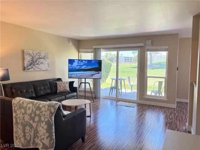 MLS: 2706517 Condo For Sale