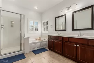 Photo #3: 2706520 Listing