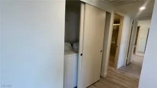 Photo #4: 2706521 Listing 